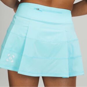 NWT Lululemon SeaWheeze Pace Rival Mid-Rise Skirt
Cyan Blue Size 2 Sz 2